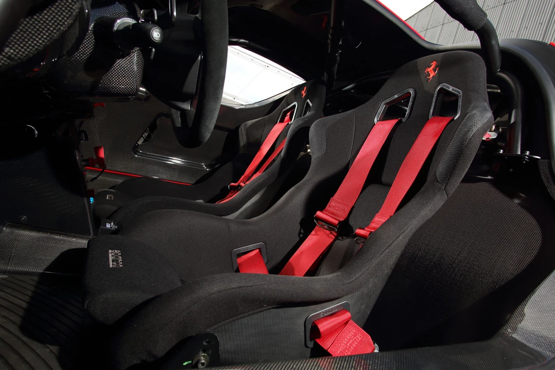 2007 Ferrari Enzo - Image 7 of 13