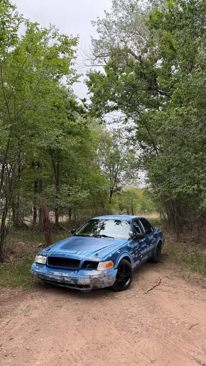 2007 Ford Crown Victoria - Image 2 of 5