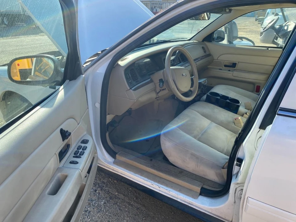 2007 Ford Crown Victoria - Image 6 of 20