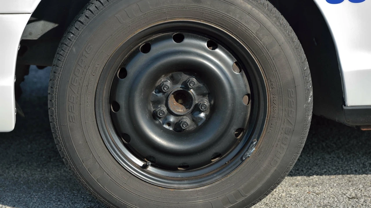 2007 Ford Crown Victoria - Image 15 of 20