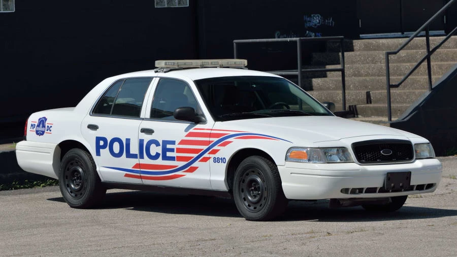 2007 Ford Crown Victoria - Image 12 of 22