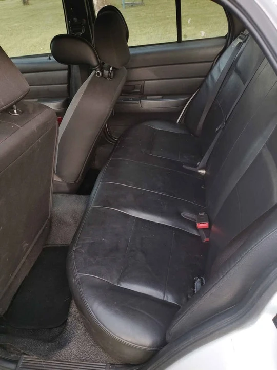 2007 Ford Crown Victoria - Image 2 of 6