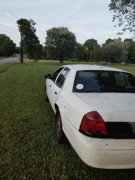 2007 Ford Crown Victoria - Image 6 of 6