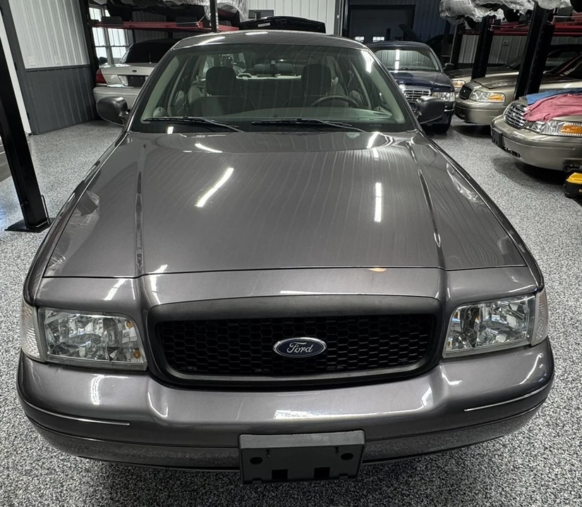 2007 Ford Crown Victoria - Image 8 of 30