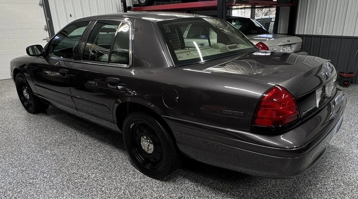 2007 Ford Crown Victoria - Image 4 of 30