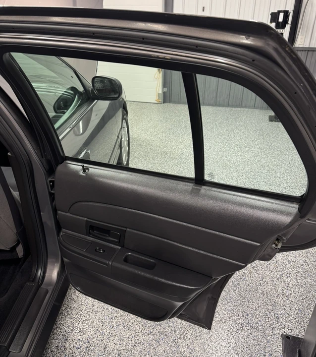2007 Ford Crown Victoria - Image 17 of 30
