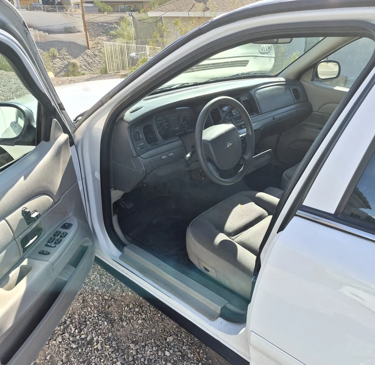 2007 Ford Crown Victoria - Image 4 of 7