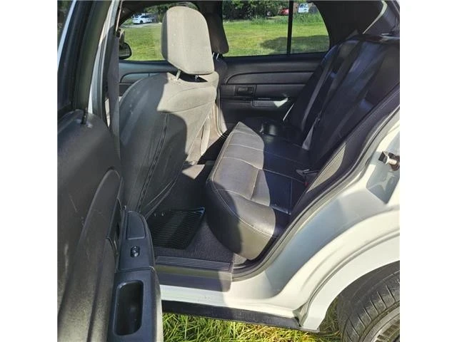 2007 Ford Crown Victoria - Image 8 of 14