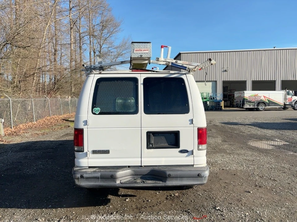 2007 Ford Econoline Van - Image 8 of 12