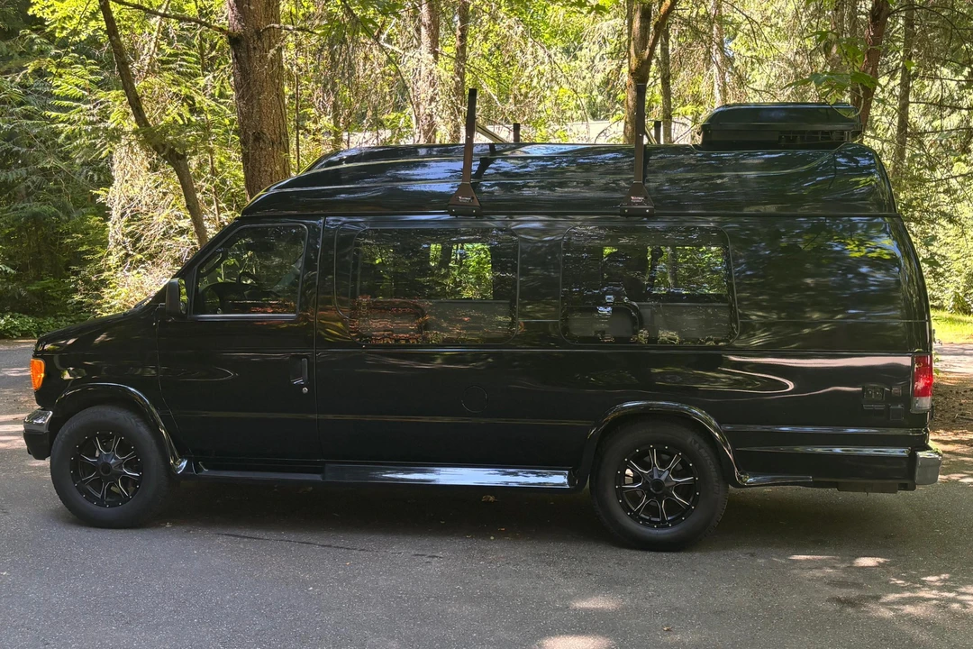 2007 Ford Econoline Van - Image 11 of 31