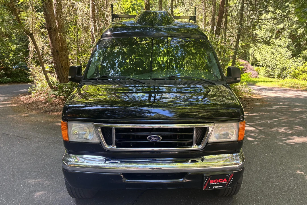 2007 Ford Econoline Van - Image 2 of 31