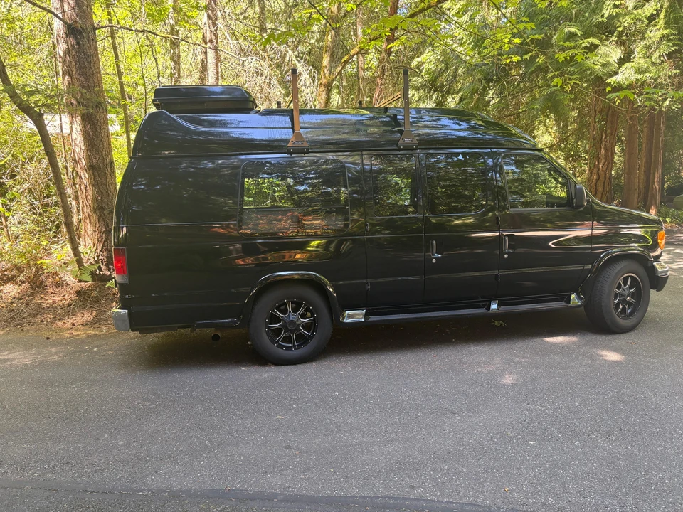 2007 Ford Econoline Van - Image 18 of 31