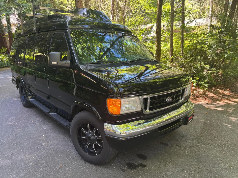 2007 Ford Econoline Van - Image 25 of 31