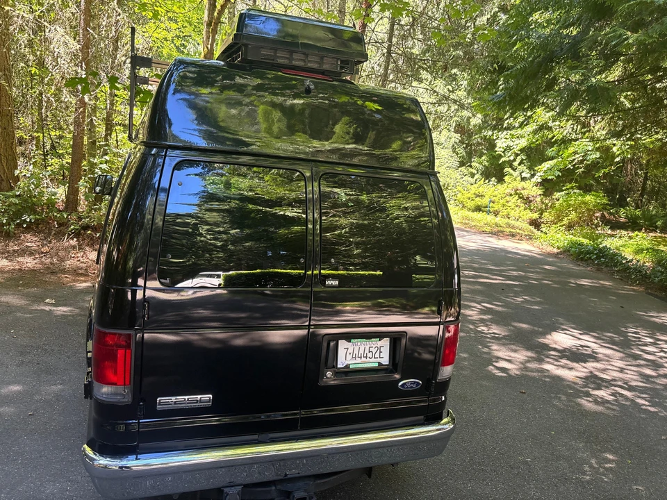 2007 Ford Econoline Van - Image 14 of 31