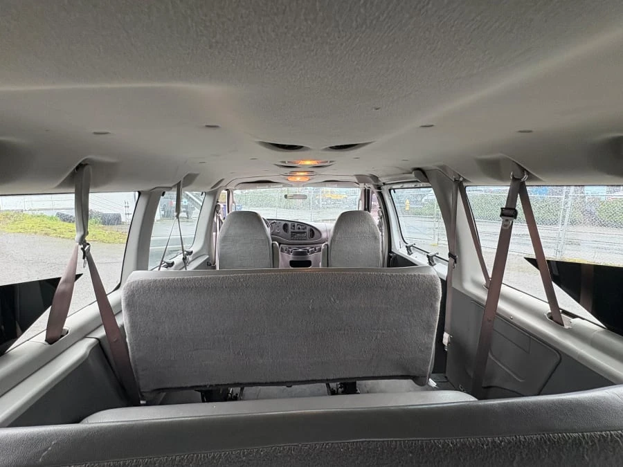 2007 Ford Econoline Van - Image 16 of 22