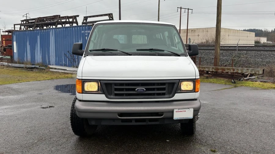 2007 Ford Econoline Van - Image 3 of 22