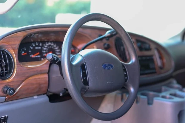 2007 Ford Econoline Van - Image 6 of 8