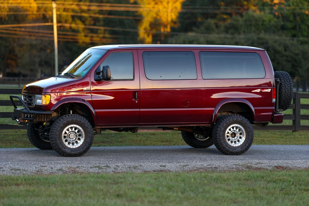 2007 Ford Econoline Van - Image 11 of 31