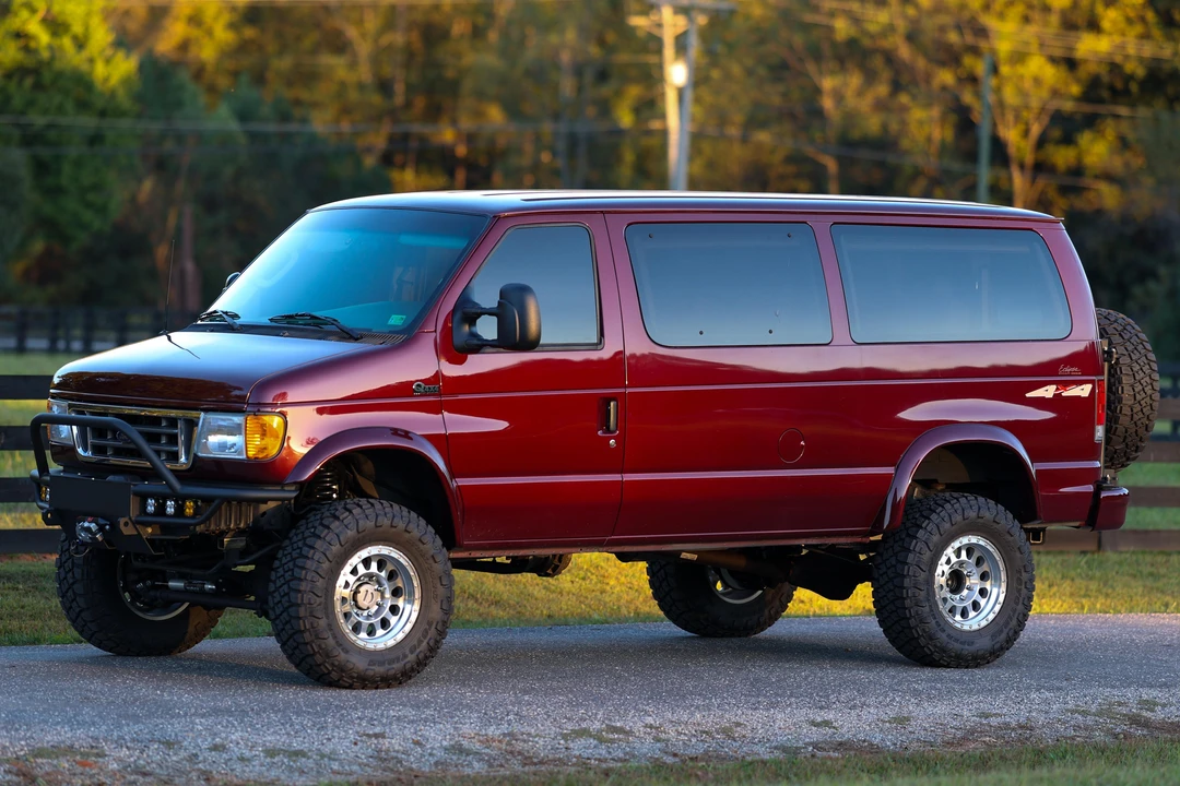 2007 Ford Econoline Van - Image 9 of 31