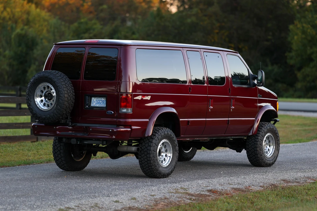 2007 Ford Econoline Van - Image 17 of 31