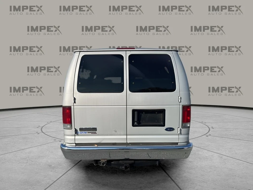 2007 Ford Econoline Van - Image 4 of 21