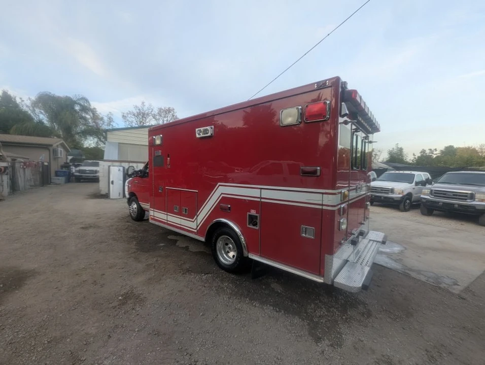 2007 Ford Econoline Van - Image 3 of 18