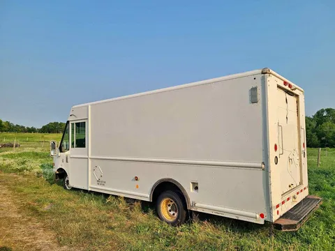 2007 Ford E-450 V10