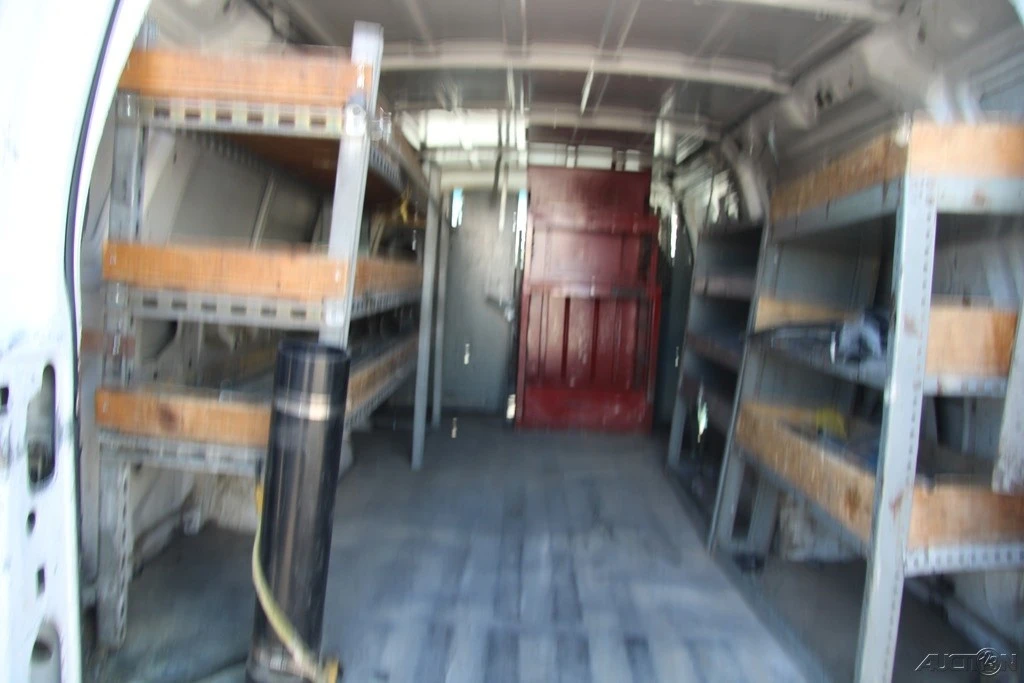 2007 Ford Econoline Van - Image 18 of 24