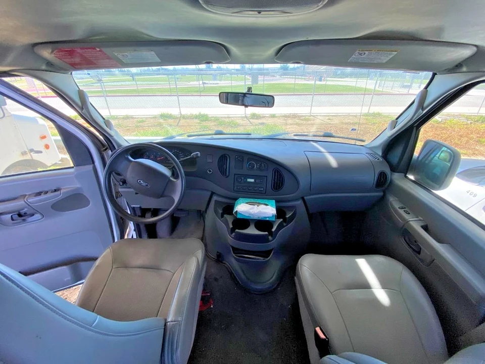 2007 Ford Econoline Van - Image 8 of 20