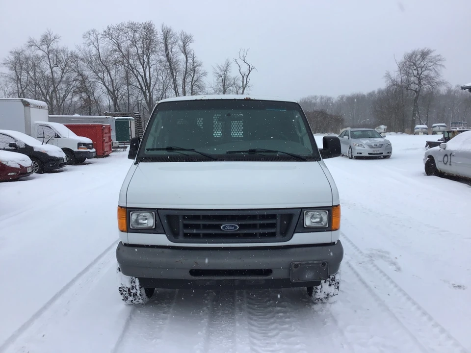 2007 Ford Econoline Van - Image 13 of 21