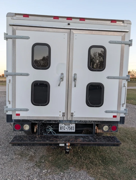 2007 Ford Econoline Van - Image 10 of 17