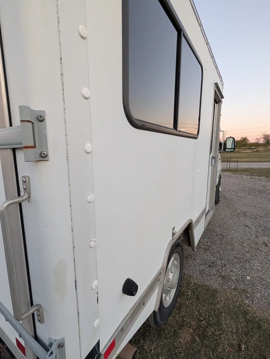 2007 Ford Econoline Van - Image 7 of 17
