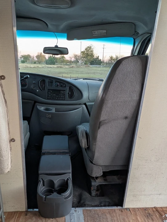 2007 Ford Econoline Van - Image 4 of 17