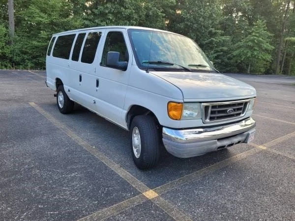 2007 Ford Econoline Van - Image 4 of 5