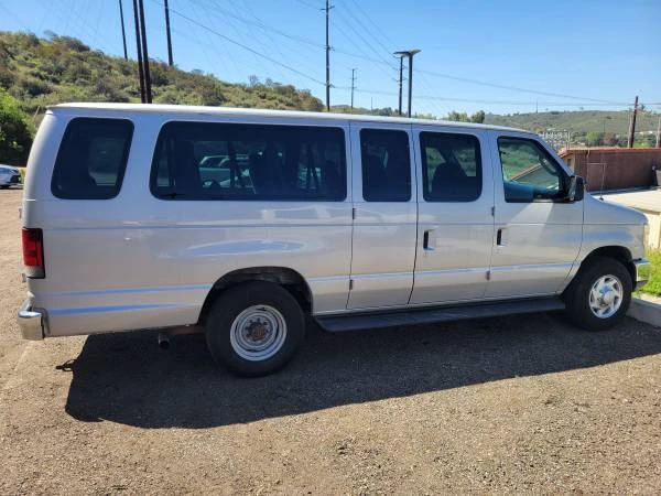 2007 Ford Econoline Van - Image 4 of 6