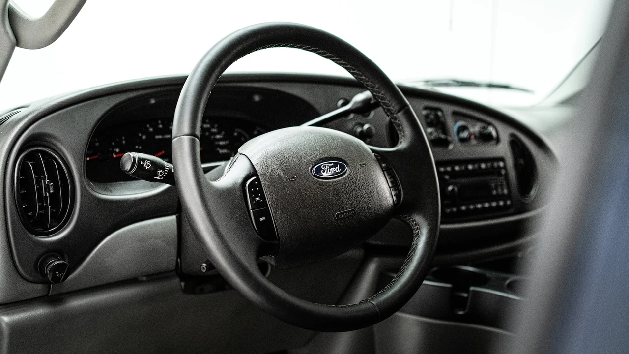 2007 Ford Econoline Van - Image 5 of 22