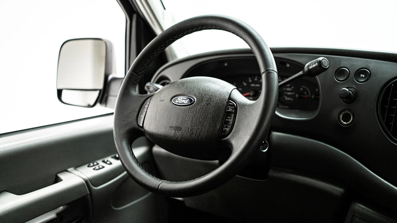 2007 Ford Econoline Van - Image 12 of 22