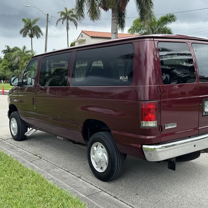 2007 Ford Econoline Van - Image 11 of 21