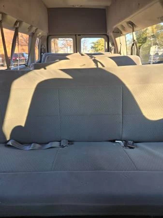2007 Ford Econoline Van - Image 8 of 9