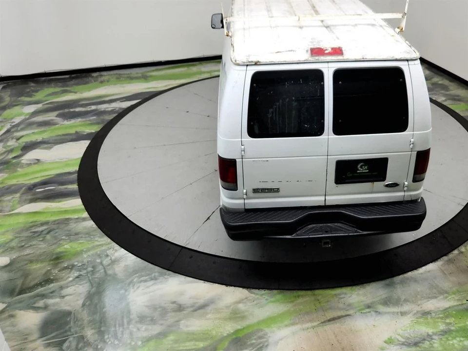 2007 Ford Econoline Van - Image 30 of 31