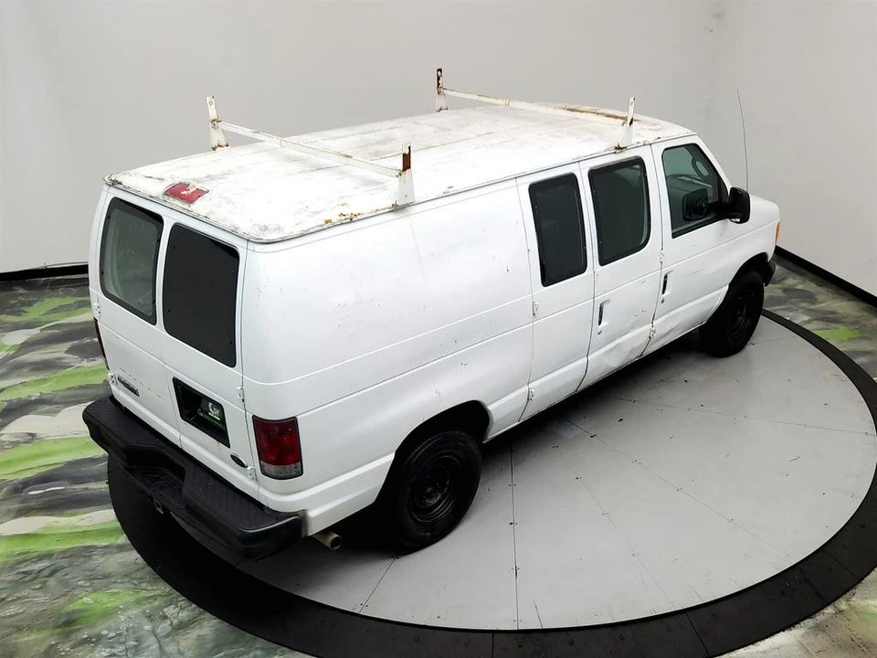2007 Ford Econoline Van - Image 29 of 31