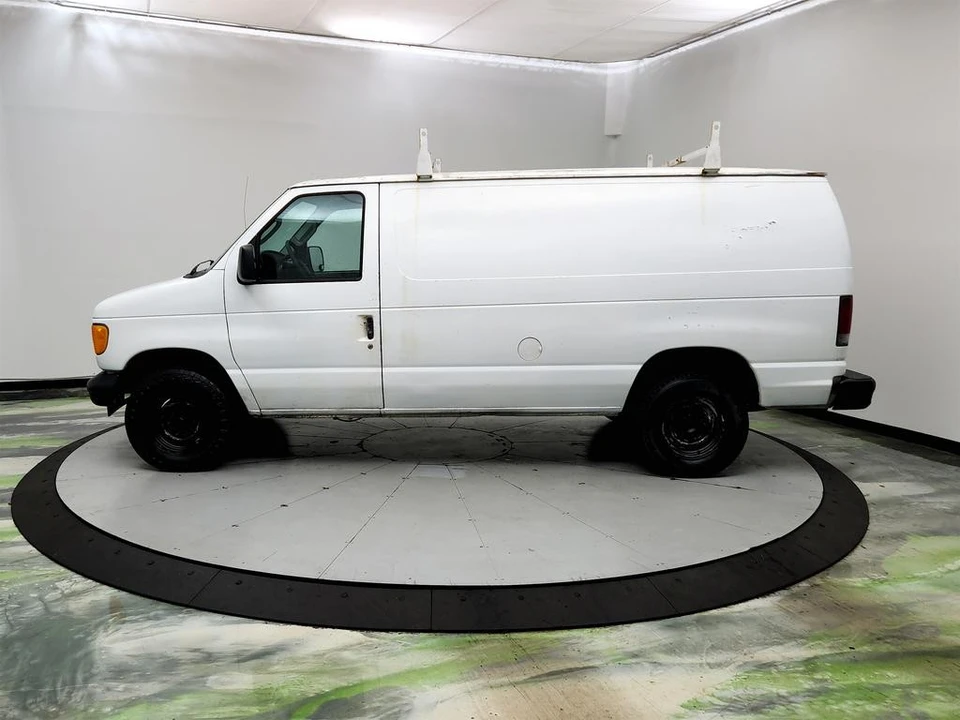 2007 Ford Econoline Van - Image 8 of 31