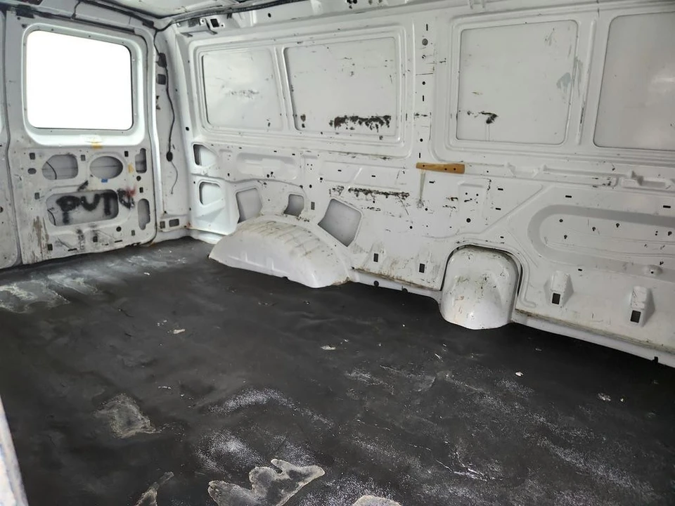 2007 Ford Econoline Van - Image 20 of 31