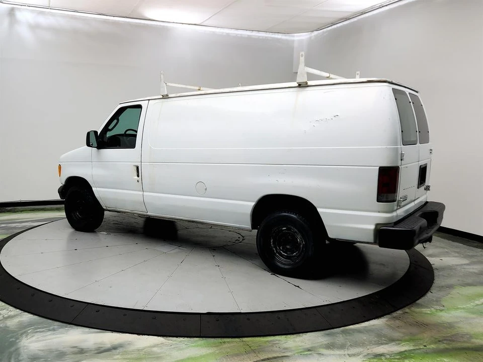 2007 Ford Econoline Van - Image 7 of 31