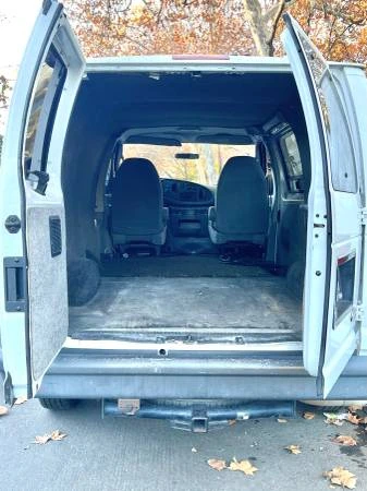 2007 Ford Econoline Van - Image 5 of 6