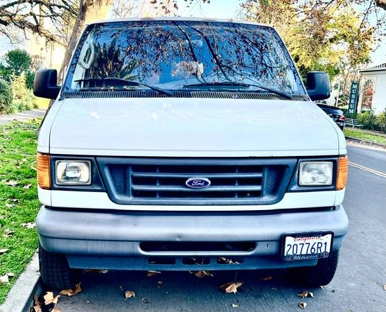 2007 Ford Econoline Van - Image 4 of 6