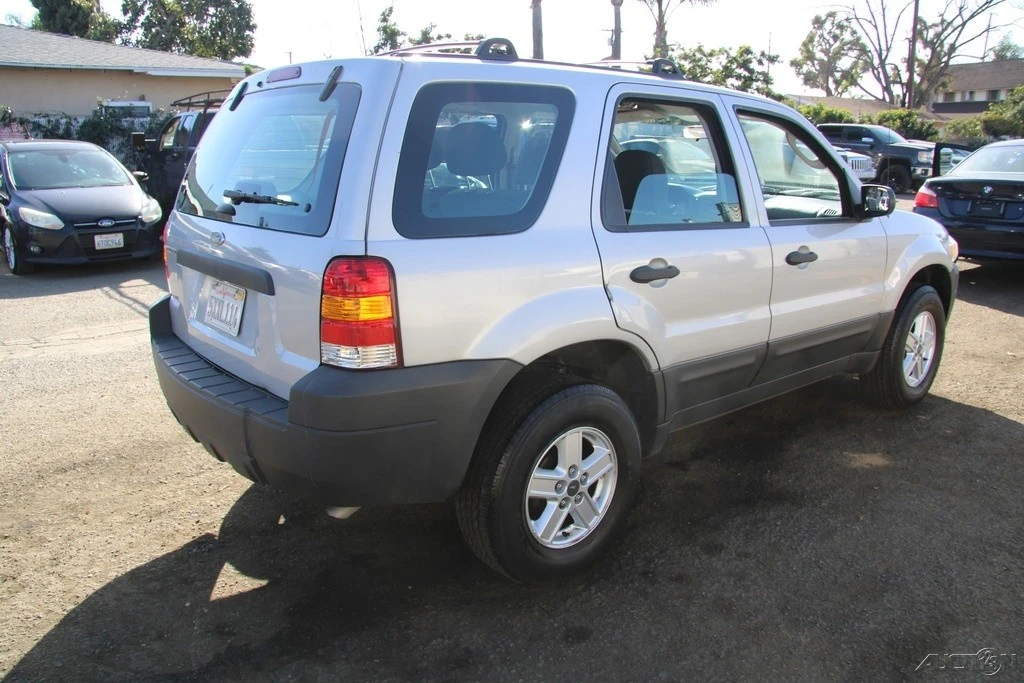 2007 Ford Escape - Image 6 of 21