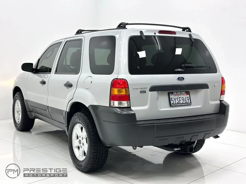 2007 Ford Escape - Image 12 of 21