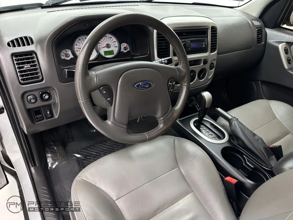 2007 Ford Escape - Image 18 of 21
