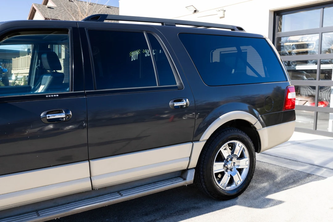 2007 Ford Expedition 3rd Gen - Image 6 of 12